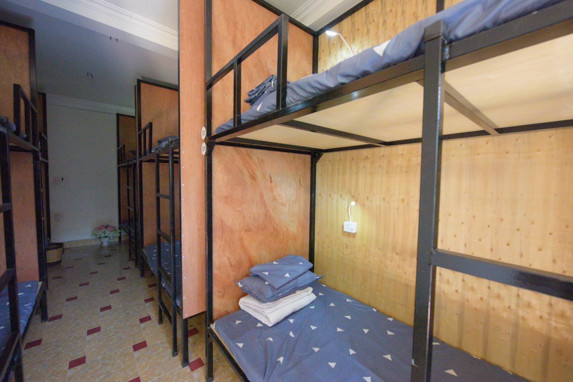 Ubuntu Homestay & Tours Hanoi Zewnętrze zdjęcie